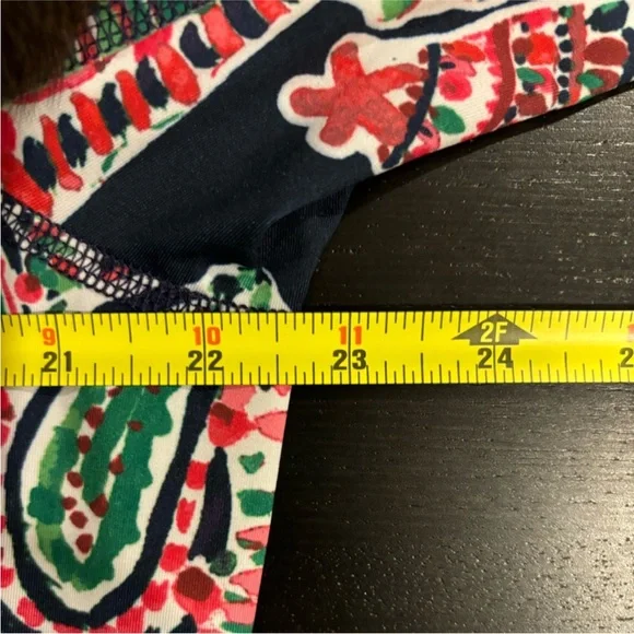 Crown & Ivy Paisley Print Quarter Zip Navy Pink Green Thumbholes Womens Large - Picture 9 of 9